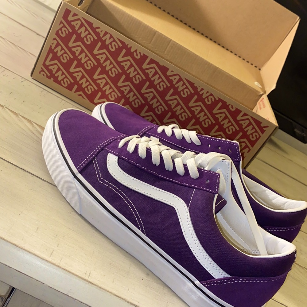Women’s Vans. Purple & White. Size 10. NEVER WORN